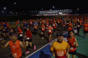 BIB: 471, 27524, 775
                            <button type="button" onclick="openModal(10890595)" class="btn btn-primary btn-sm float-right btn-popup" data-toggle="modal" data-target=".modal-high-quality">
                        <i class="fas fa-shopping-cart"></i> Add to Cart
                    </button>
                                            <button type="button" onclick="isThisMe(10890595, true)" class="btn btn-success btn-sm float-right btn-popup btn-isme hidden" data-toggle="tooltip" data-placement="bottom" title="นี่คือรูปของคุณใช่ไหม คลิกที่นี่เพื่อเอาเข้าอัลบั้ม">
                        <i class="fas fa-plus"></i> Add to album
                    </button>
                    <button type="button" onclick="isThisMe(10890595, false)" class="btn btn-warning btn-sm float-right btn-popup btn-isnotme hidden">
                        <i class="fas fa-ban"></i> Remove from album
                    </button>